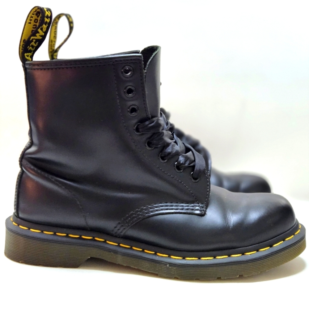 DR. MARTERNS 1460 WOMEN'S SMOOTH LEATHER LACE UP BOOTS SIZE 7